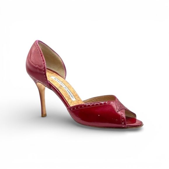 Manolo Blahnik Shoes - MANOLO BLAHNIK
Burgundy Patent Leather D'Orsay Peep Toe red heels